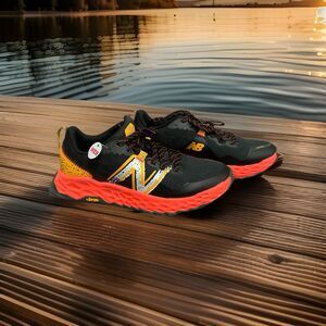 New Balance Boys Fresh Foam Hierro v7 Black/ Neon Dragonfly 6